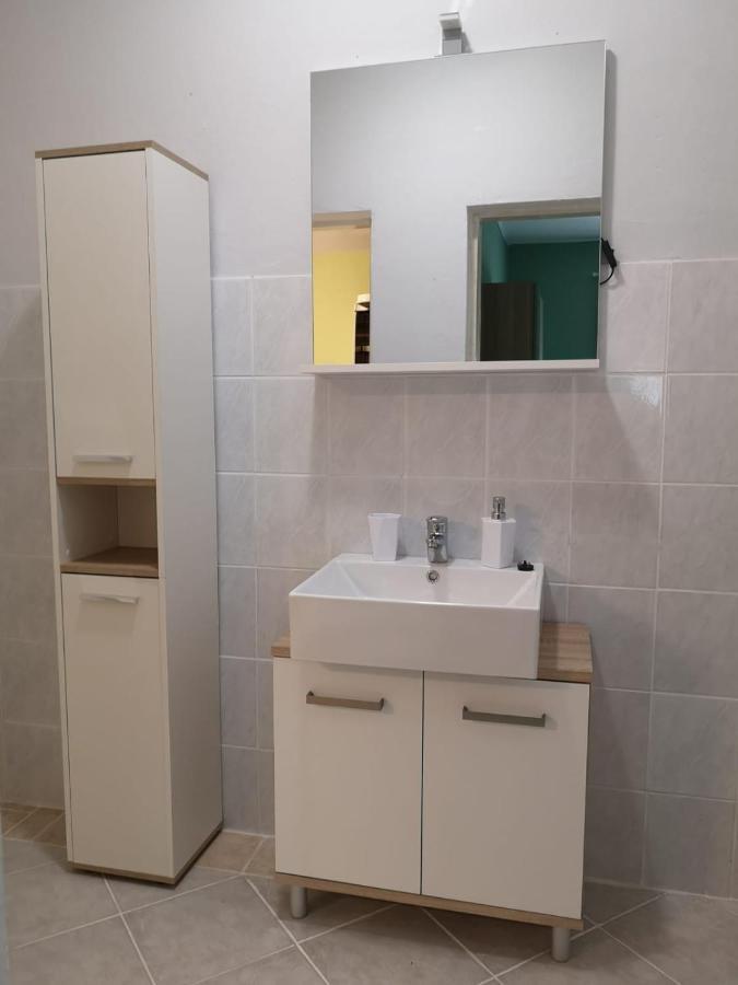 Apartmani Ljuba Rogoznica  Bagian luar foto